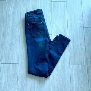 Karen Millen London Skinny Jeans US4